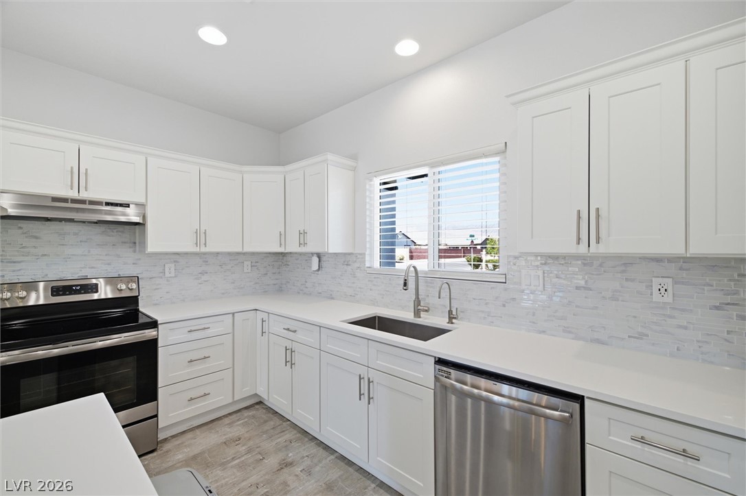 90 Weeping Willow Court Property Photo 8