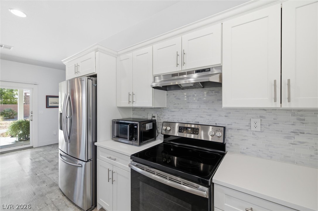 90 Weeping Willow Court Property Photo 12