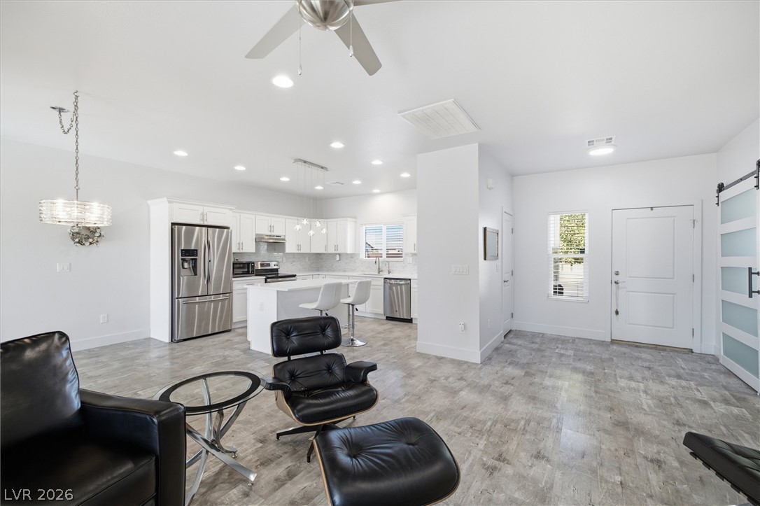90 Weeping Willow Court Property Photo 16