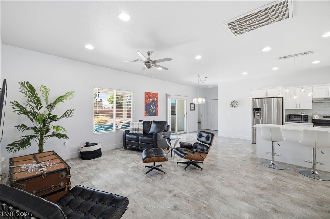 90 Weeping Willow Court Property Photo 17