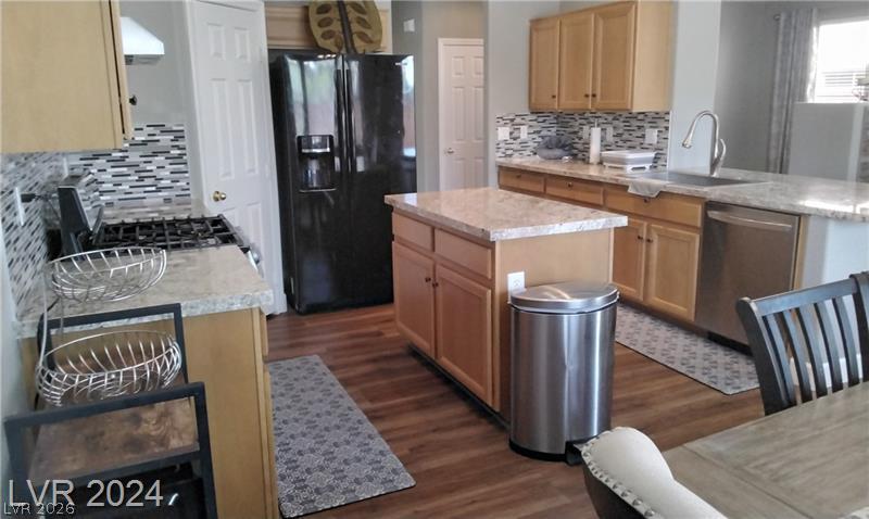 8311 Amtrak Express Avenue Property Photo 23
