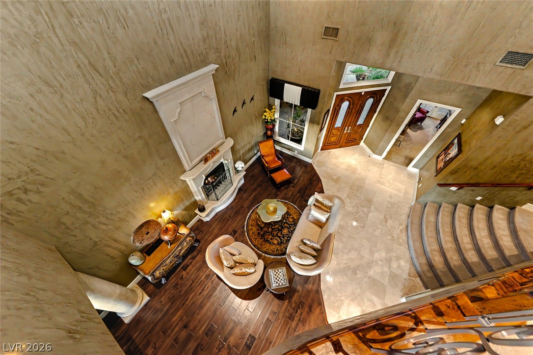 32 Via Siena Place Property Photo 12