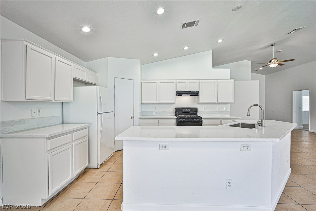 1201 Pueblo Hills Property Photo 2