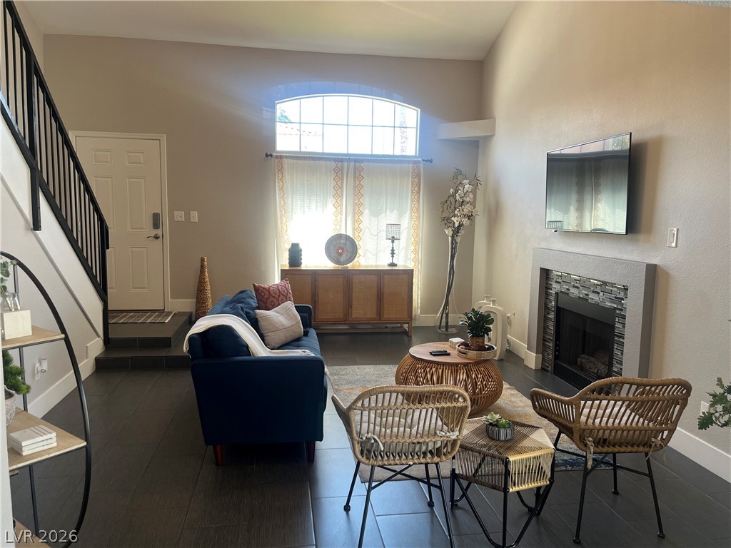 8476 Sewards Bluff Avenue Property Photo 3