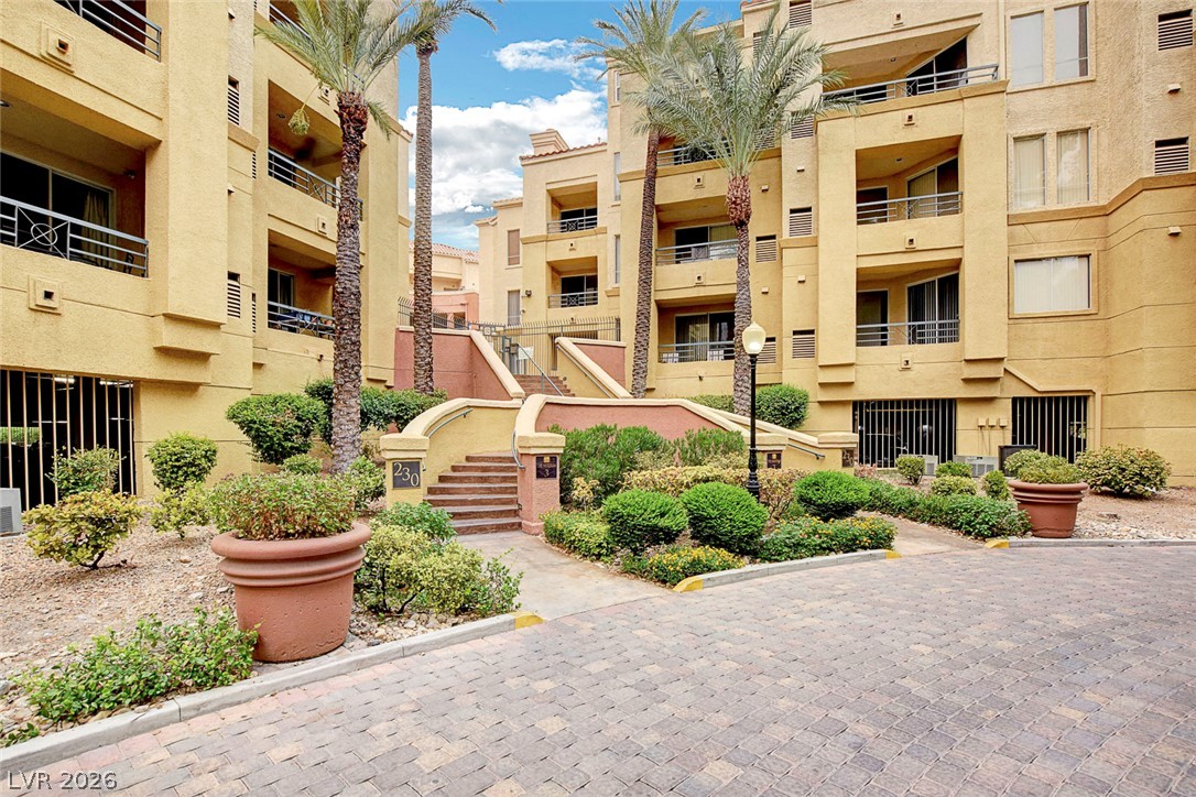 230 East Flamingo Road 106 Property Photo 32