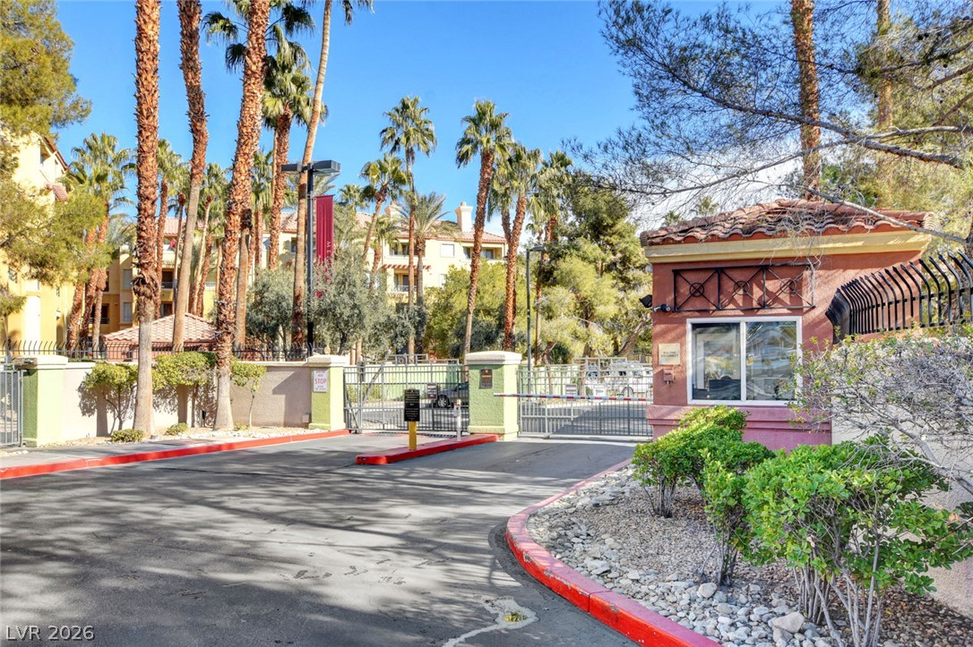 230 East Flamingo Road 106 Property Photo 40