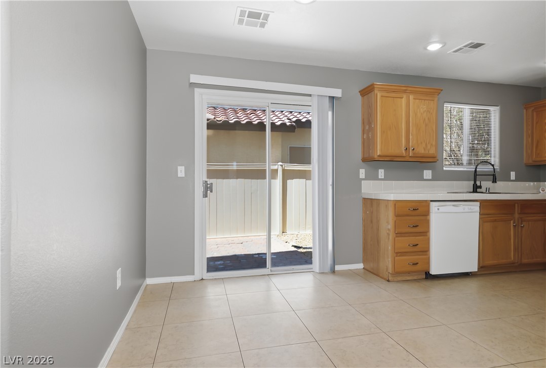 9362 Boulder Opal Avenue Property Photo 20