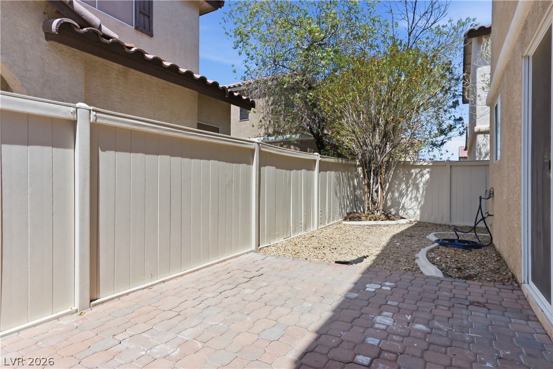 9362 Boulder Opal Avenue Property Photo 22