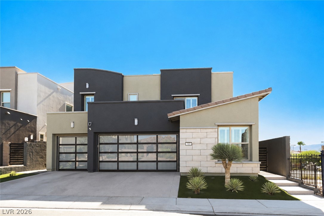 707 Glowing Horizon Street Property Photo 1