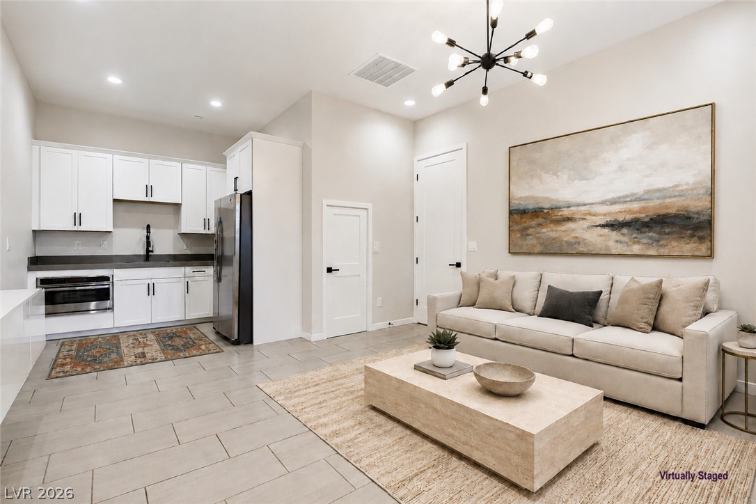 707 Glowing Horizon Street Property Photo 14