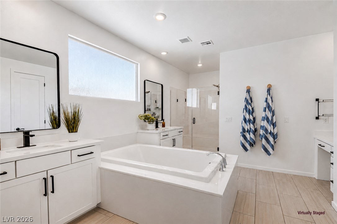 707 Glowing Horizon Street Property Photo 19