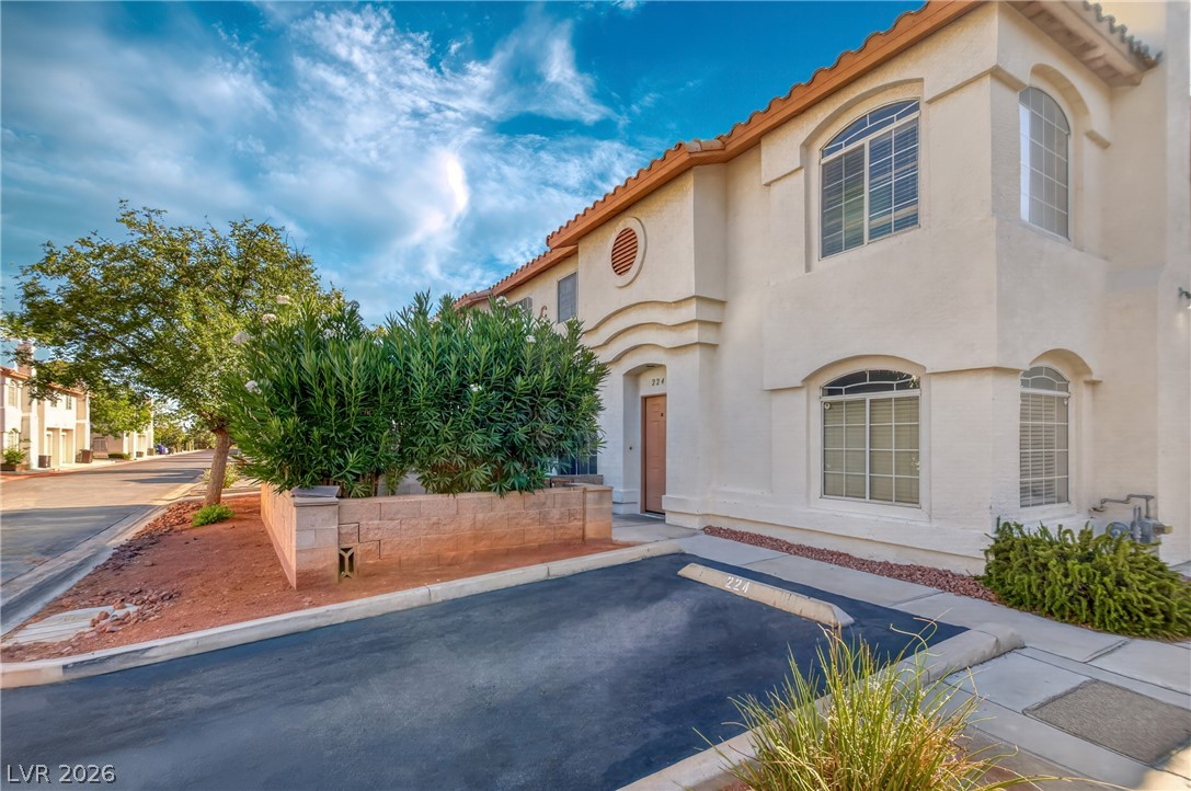224 Star Cluster Circle Property Photo 1