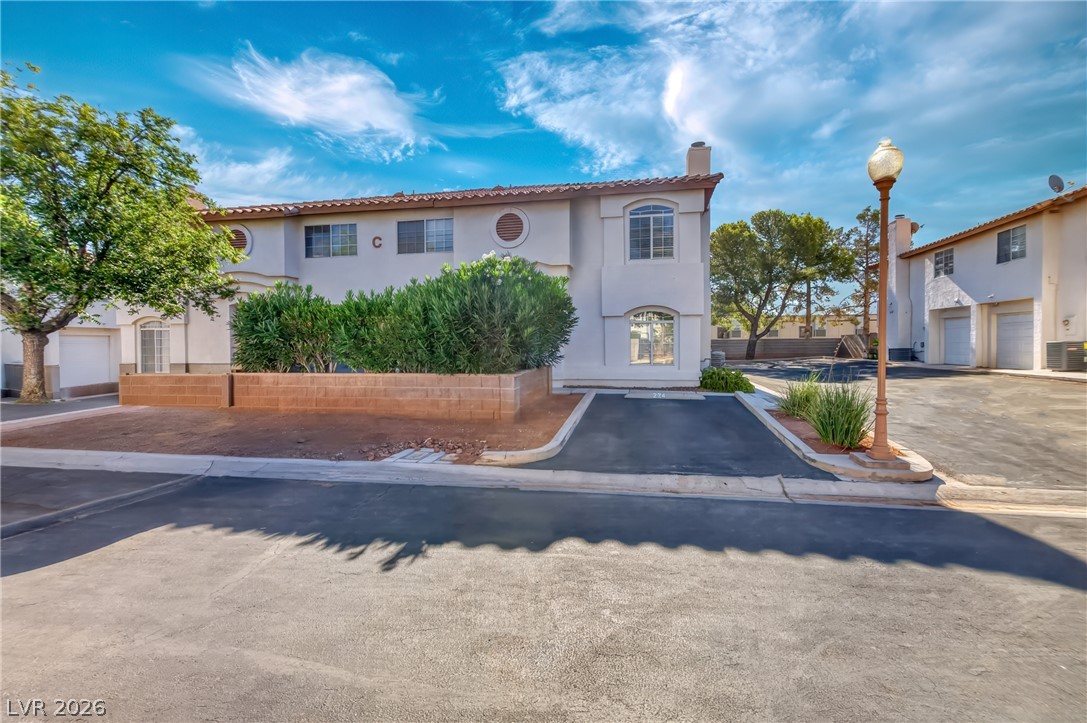 224 Star Cluster Circle Property Photo 3