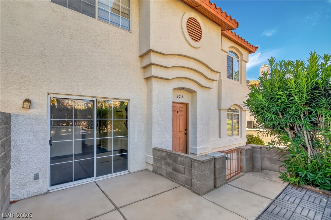224 Star Cluster Circle Property Photo 6
