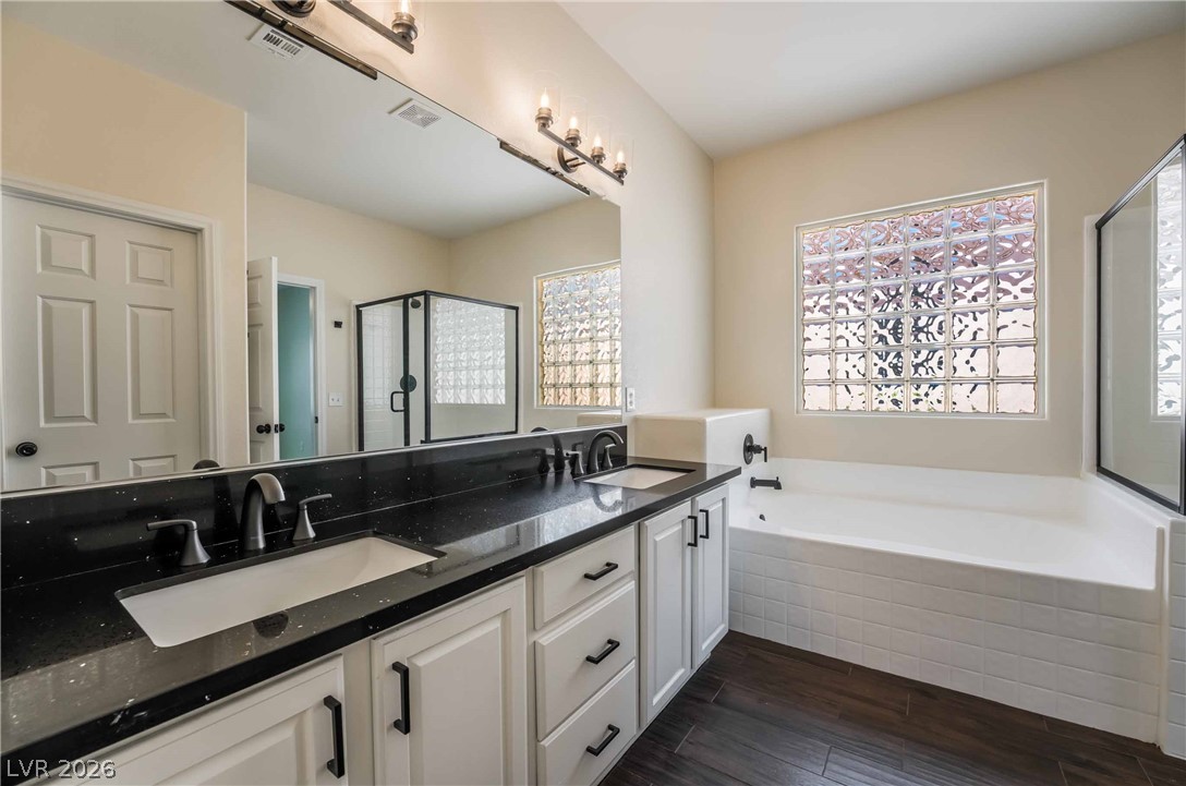 3230 Orange Sun Street Property Photo 13