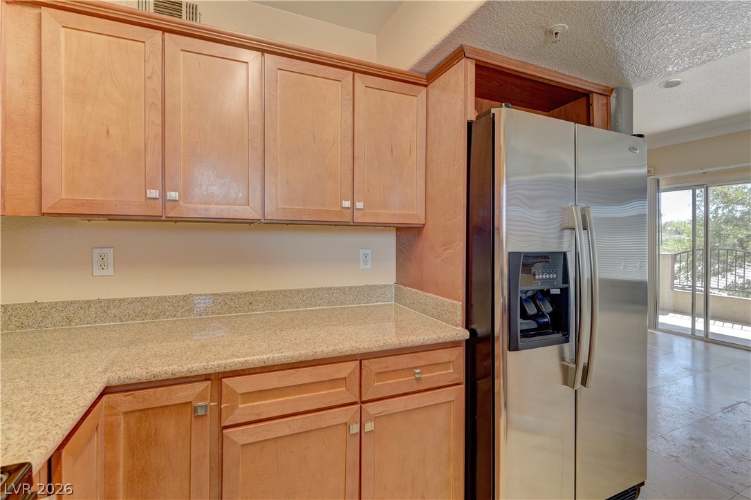 4400 South Jones Boulevard 3138 Property Photo 6