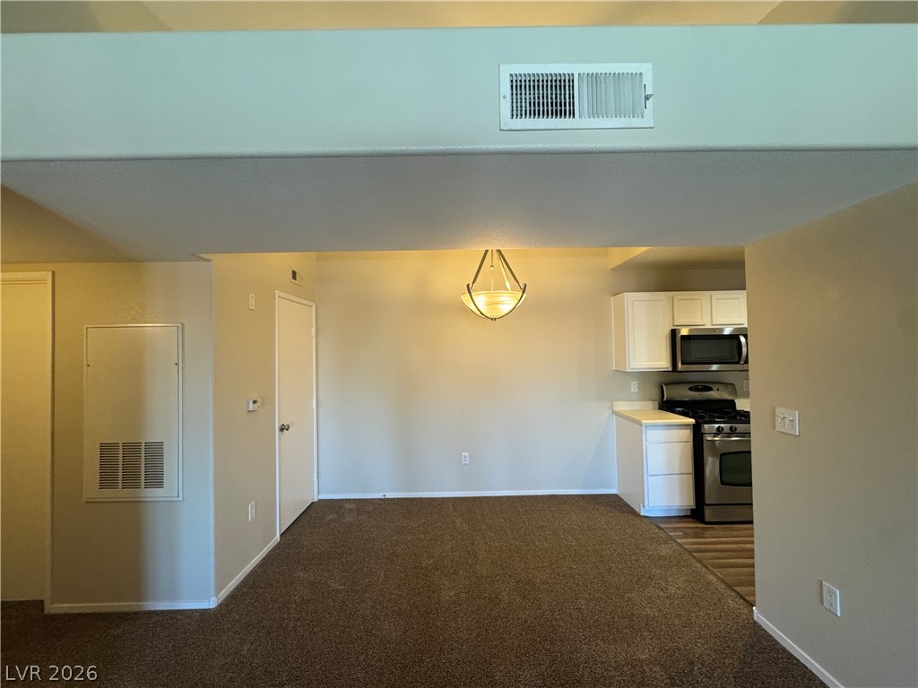 950 Seven Hills Drive 1723 Property Photo 6