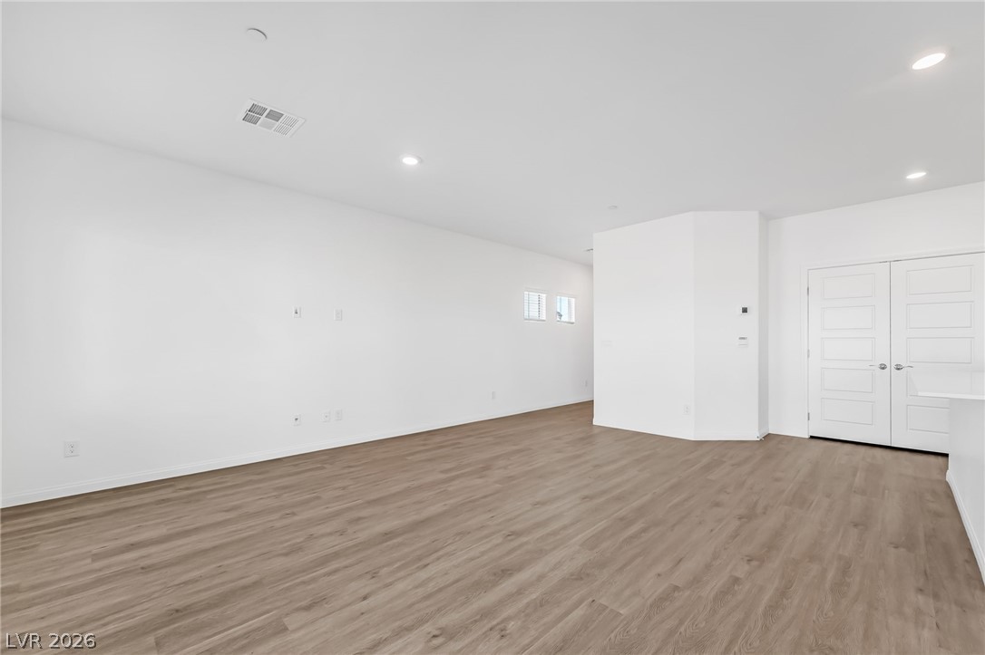 1111 Saffron Toucan Lane Property Photo 5