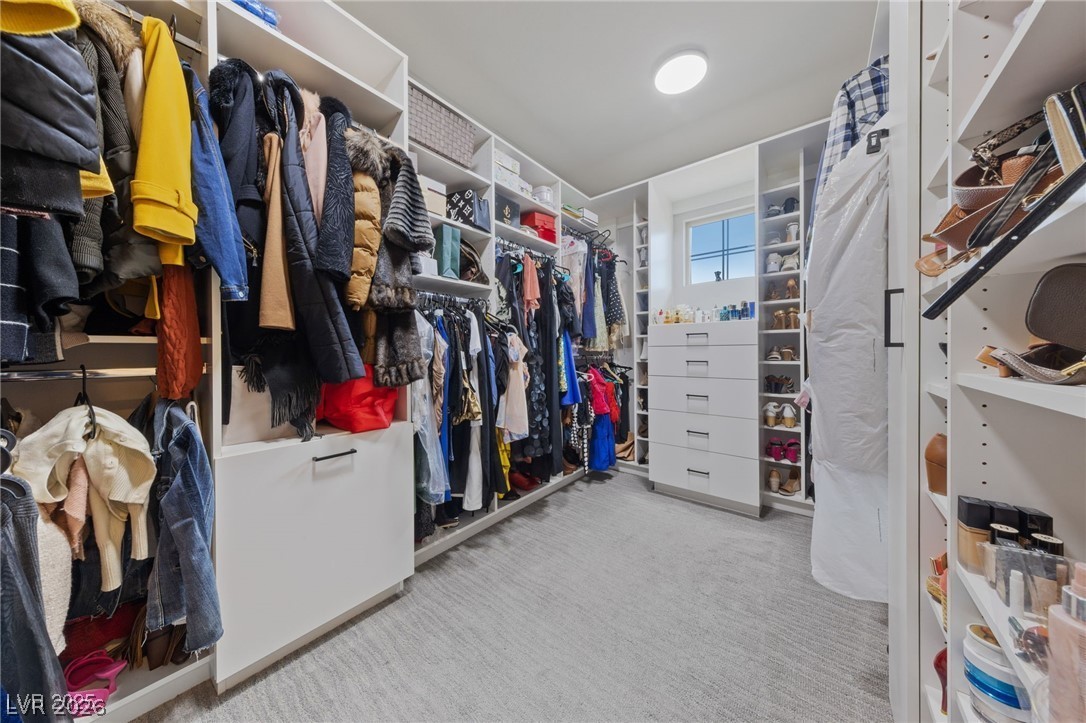 367 Pollino Peaks Street Property Photo 33