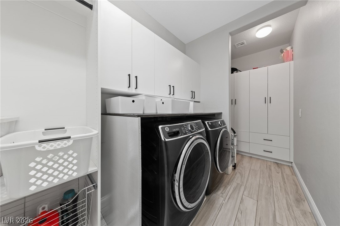 367 Pollino Peaks Street Property Photo 46