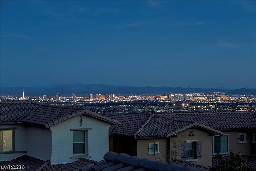 367 Pollino Peaks Street Property Photo 60