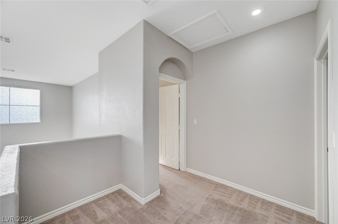 933 Bannockburn Street Property Photo 23