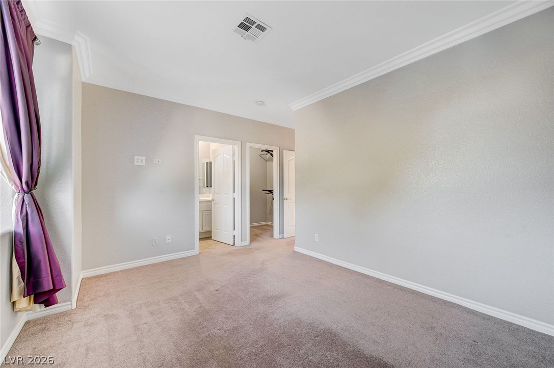 933 Bannockburn Street Property Photo 36
