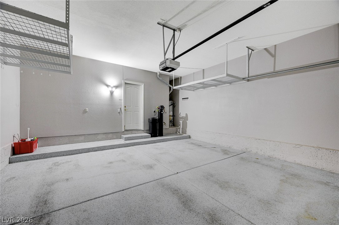 933 Bannockburn Street Property Photo 42