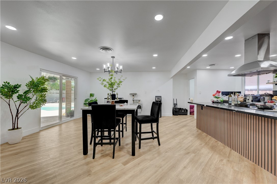 4412 Denia Circle Property Photo 2