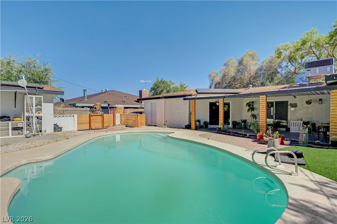 4412 Denia Circle Property Photo 6