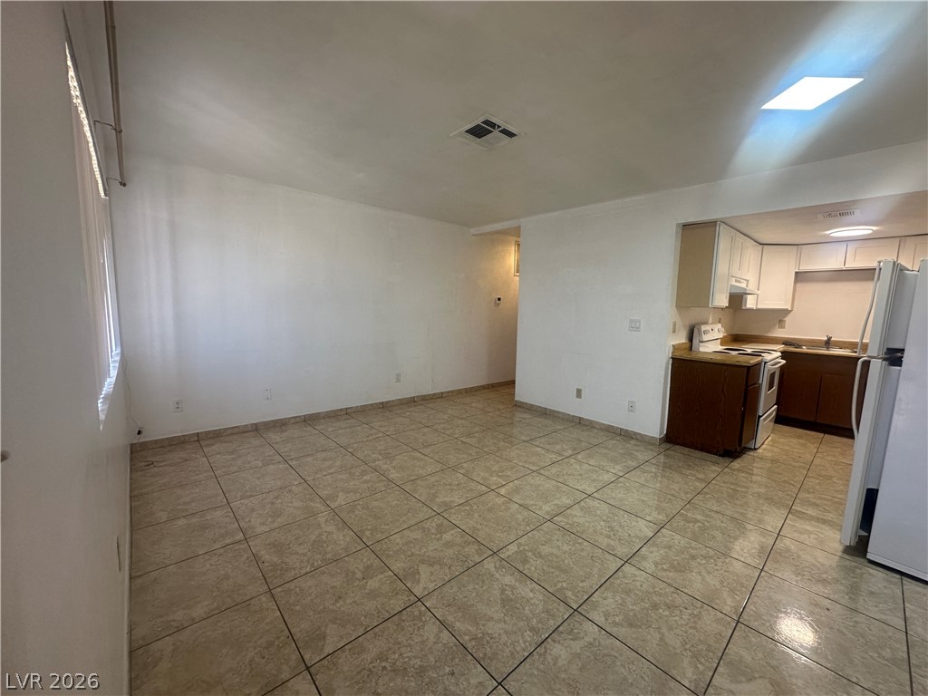 4707 Cessna Avenue 2 Property Photo 3