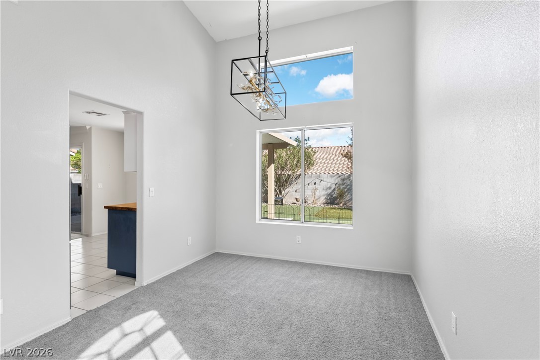 2444 Avenida Flores Property Photo 7