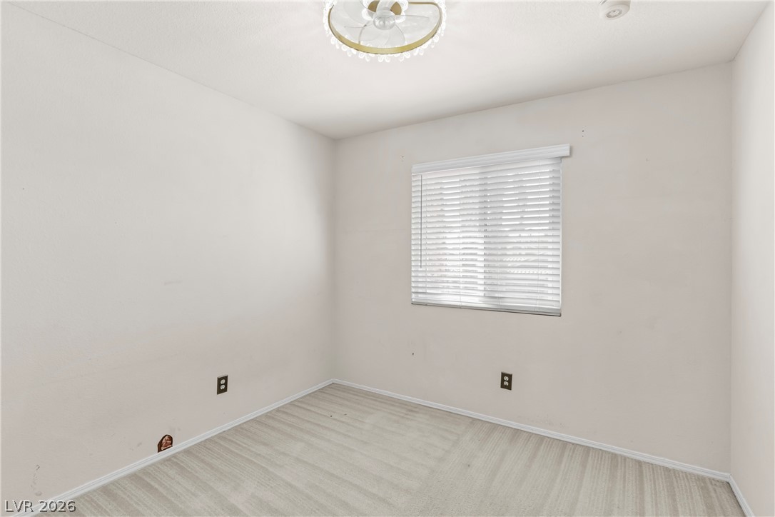 2444 Avenida Flores Property Photo 25