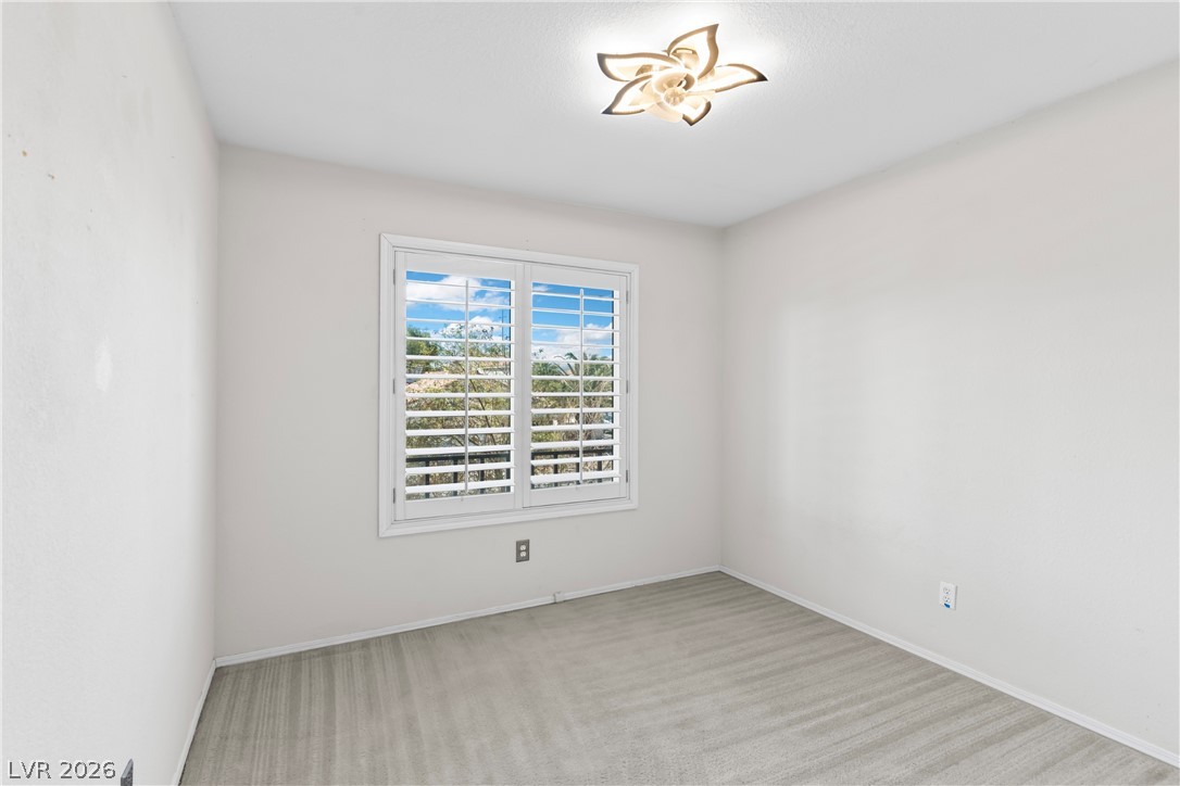 2444 Avenida Flores Property Photo 28