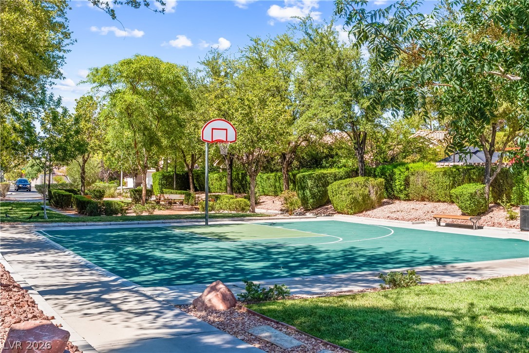 2444 Avenida Flores Property Photo 32
