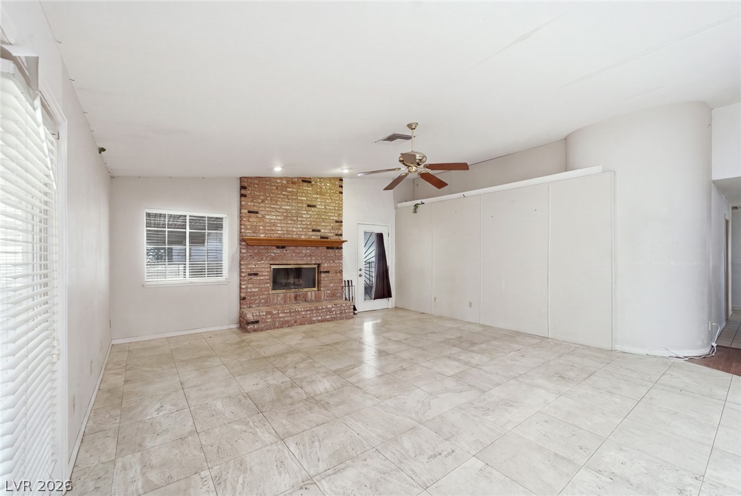 6325 Woodstock Court Property Photo 19