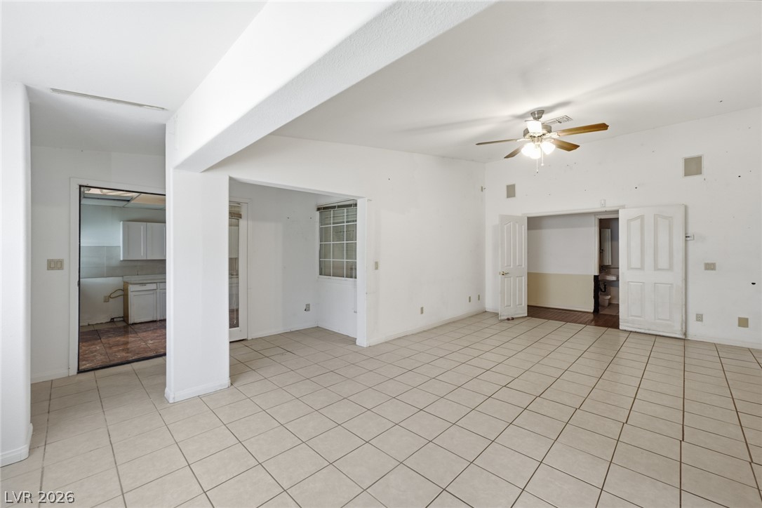 6325 Woodstock Court Property Photo 24