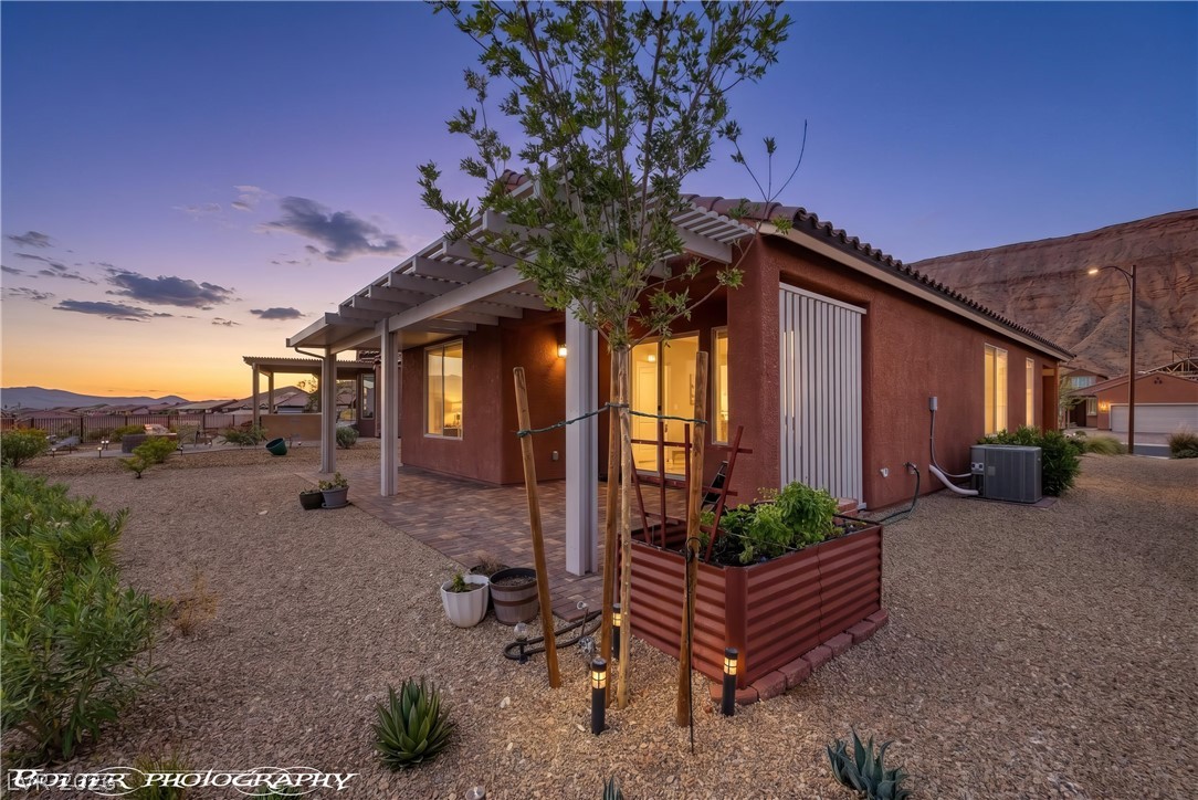 1524 Boxwood Terrace Property Photo 3