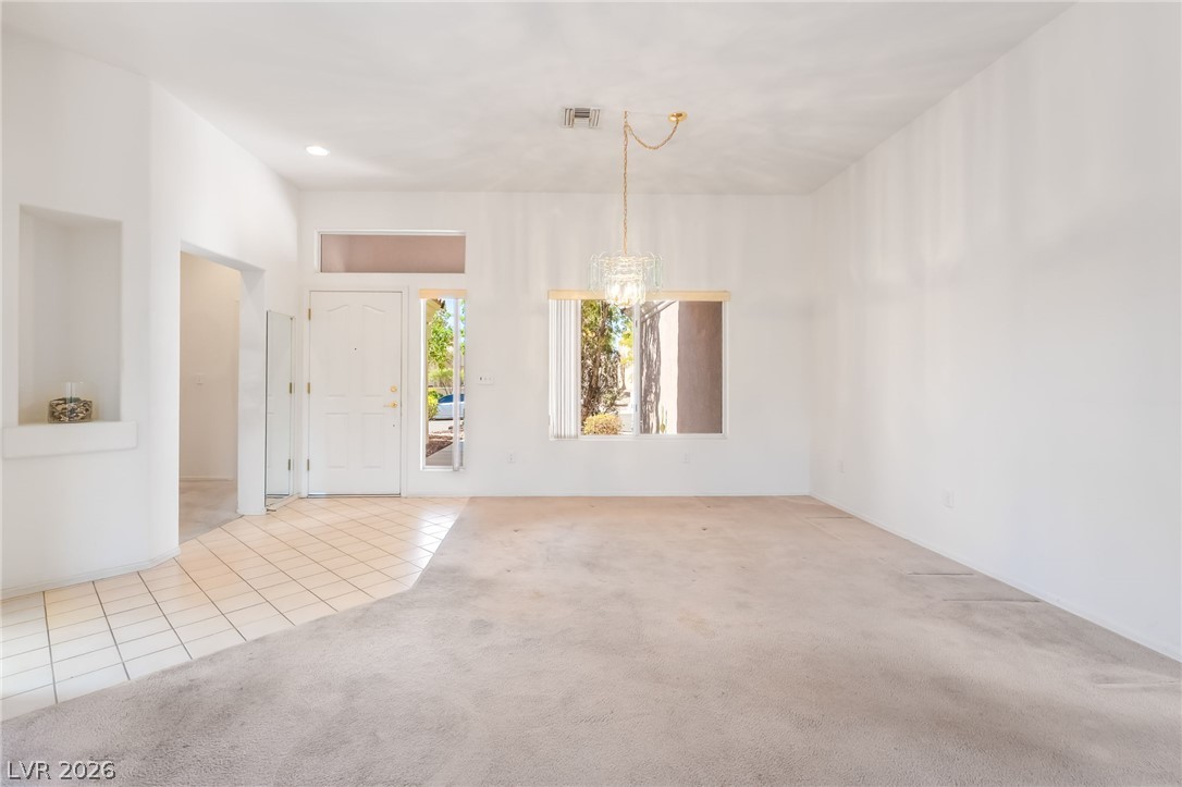 10300 Sawmill Avenue Property Photo 6