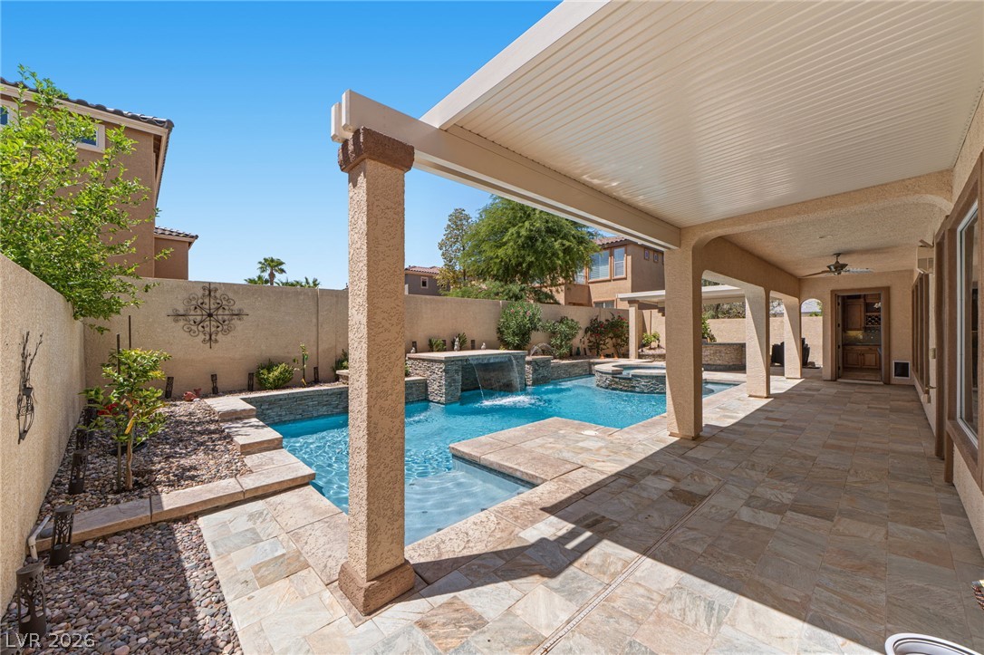481 Las Alturas Avenue Property Photo 12