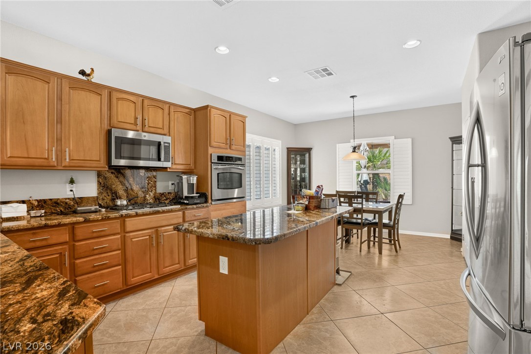 2517 Black River Falls Drive Property Photo 12