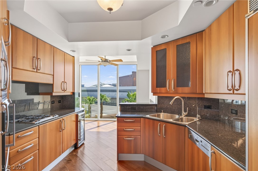 2857 Paradise Road 505 Property Photo 2