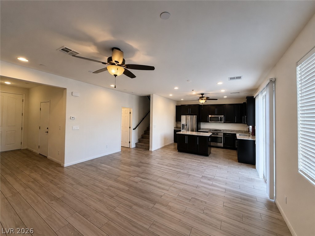 386 Espressivo Street Property Photo 15