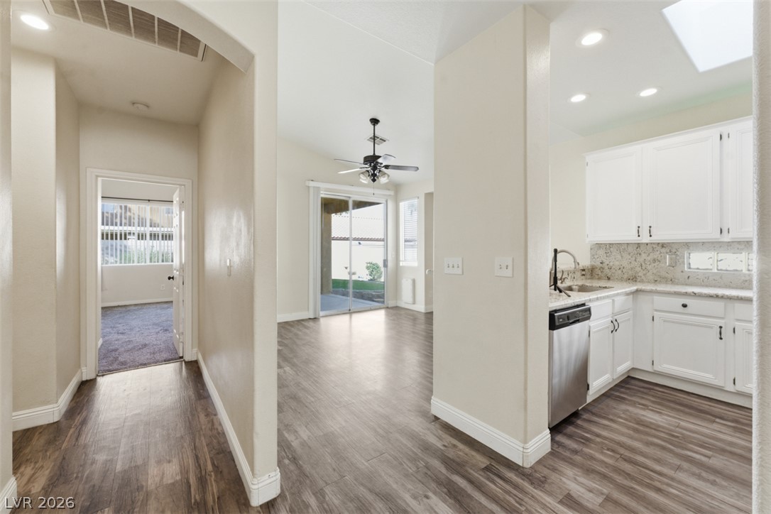 742 Canfield Point Avenue Property Photo 14
