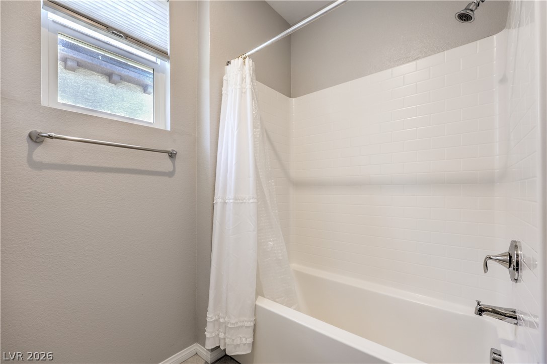 8580 Scalpay Street Property Photo 54