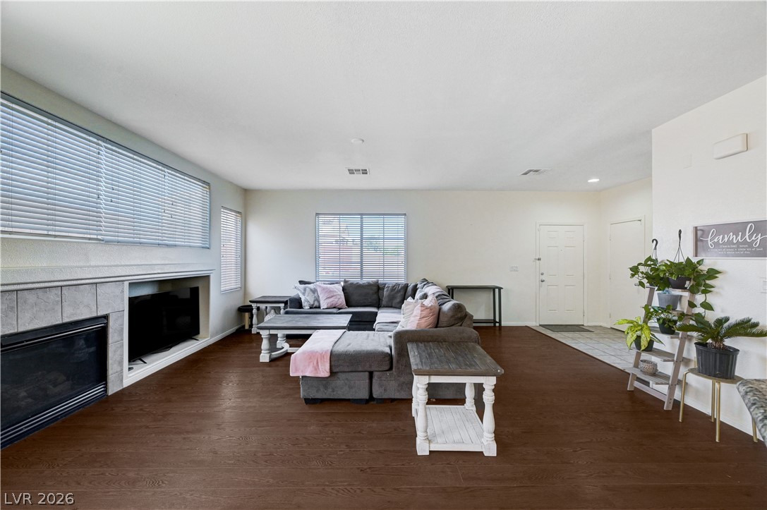 4013 Kindhearted Court Property Photo 6