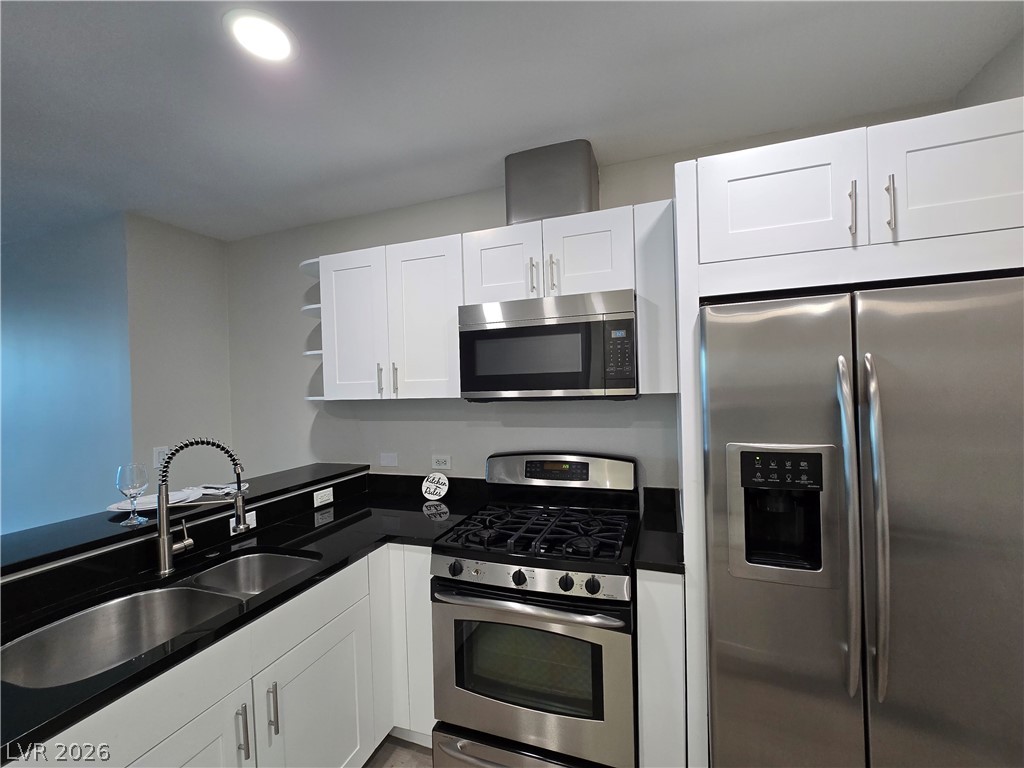 4525 Dean Martin Drive 503 Property Photo 14