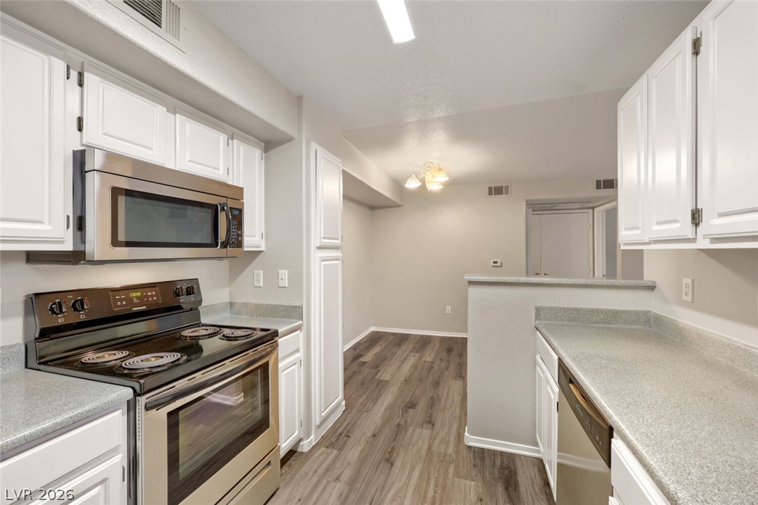 555 East Silverado Ranch Boulevard 1038 Property Photo 13