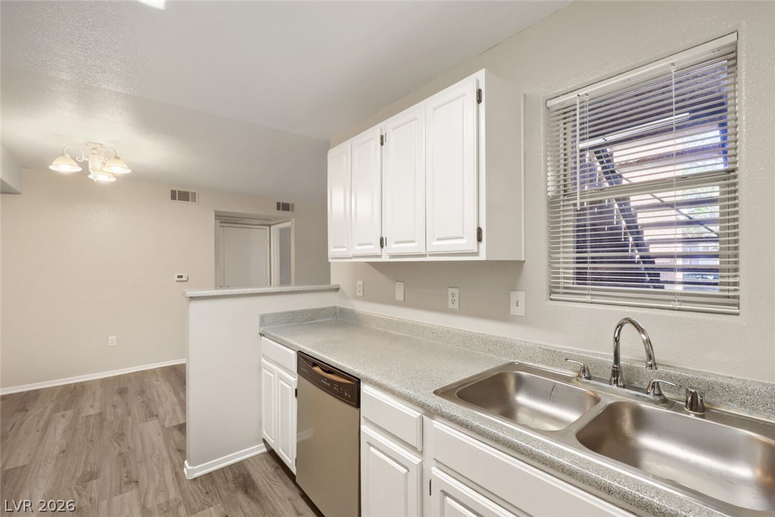 555 East Silverado Ranch Boulevard 1038 Property Photo 14