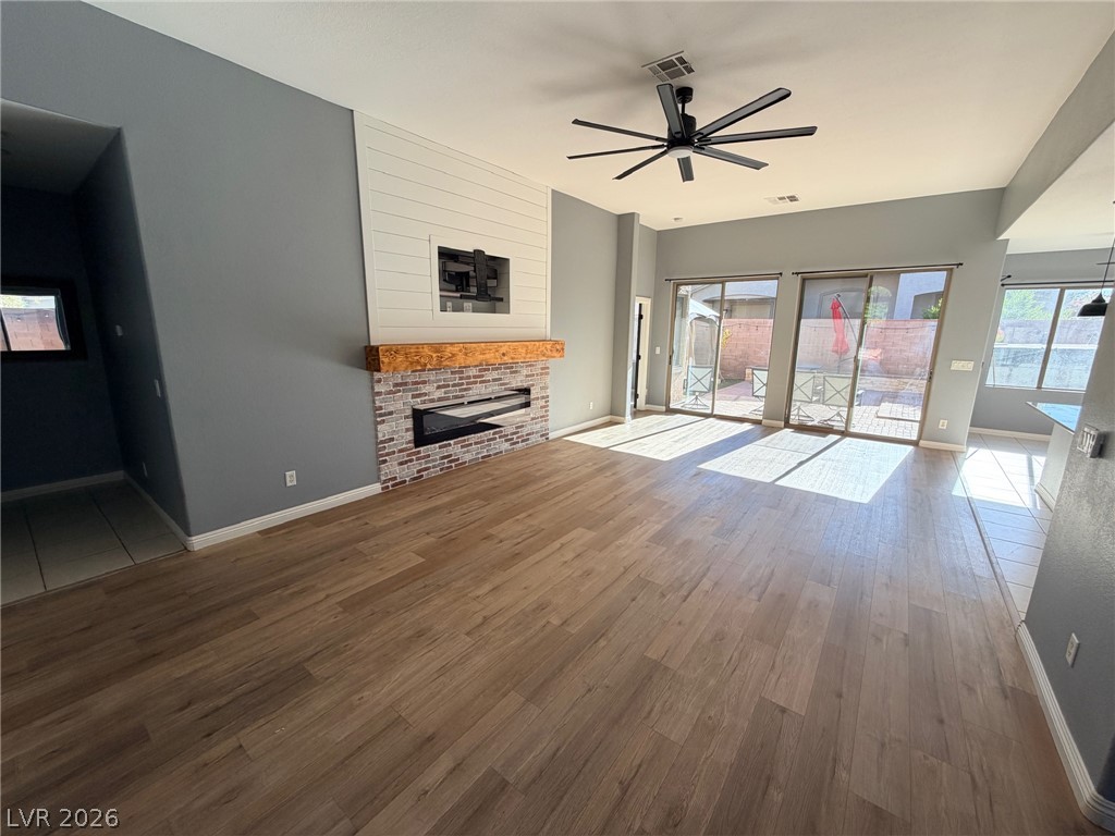 8137 Slate Falls Street Property Photo 6